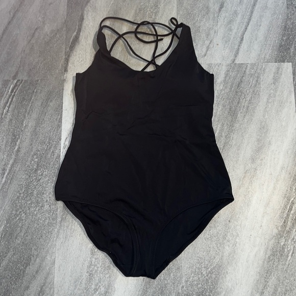 Maven Thread Strappy One Piece Bathing Suit large black removable padding - Picture 6 of 9